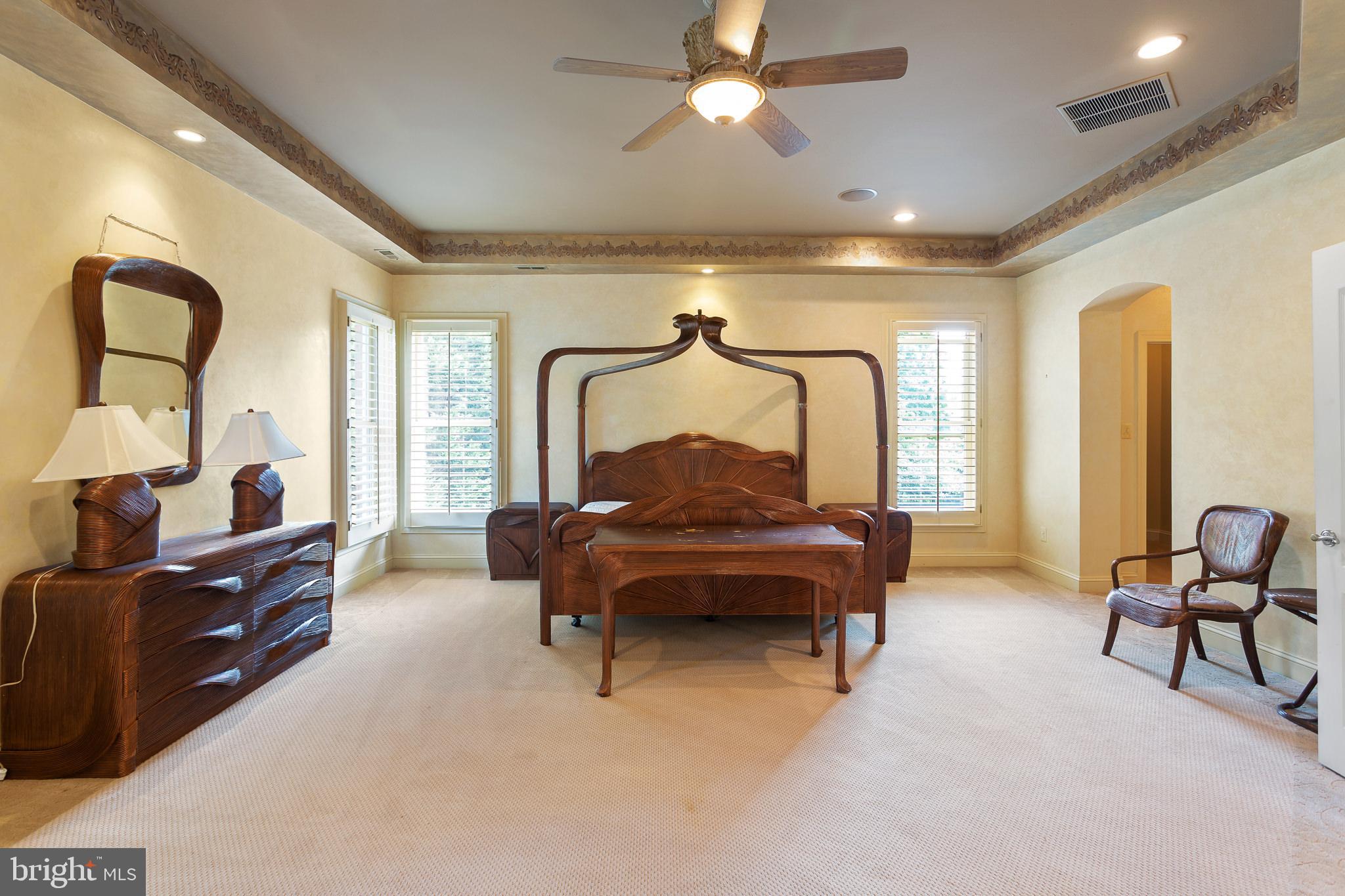 ASHGROVE WOODS - Residential