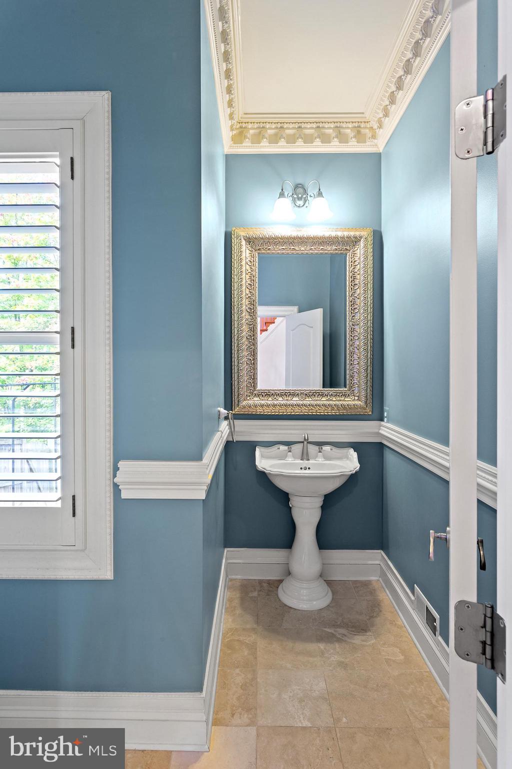 ASHGROVE WOODS - Residential