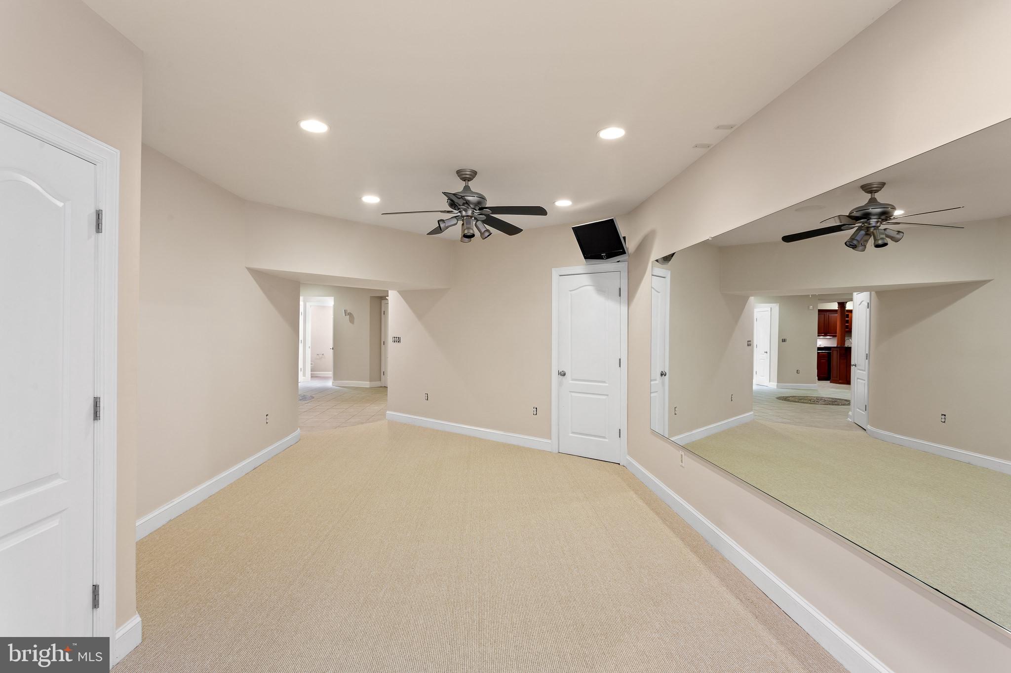 ASHGROVE WOODS - Residential