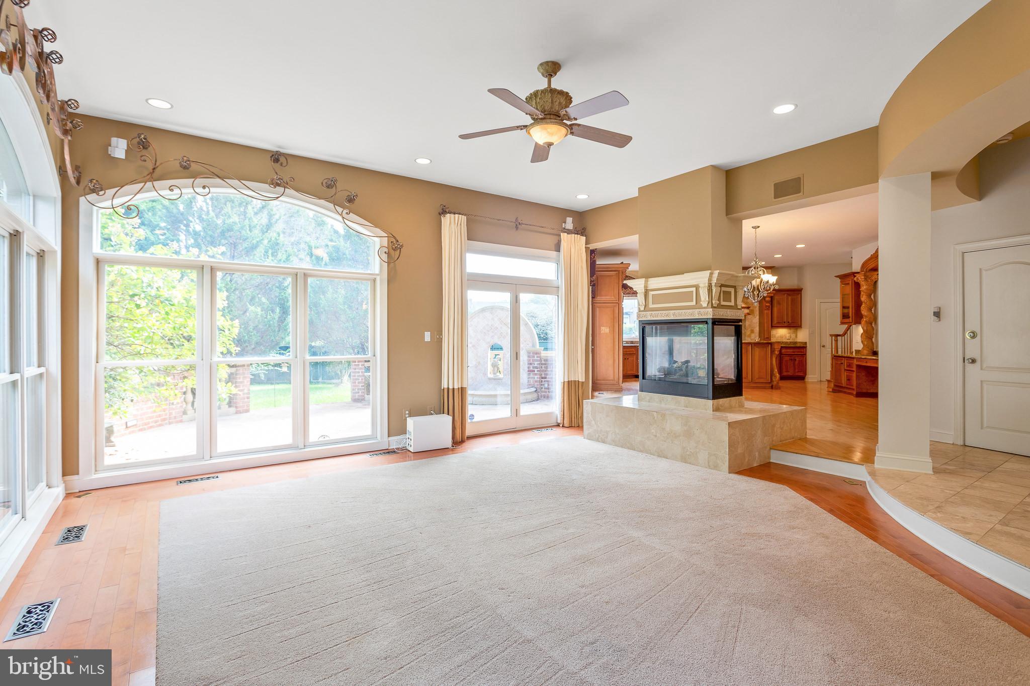 ASHGROVE WOODS - Residential