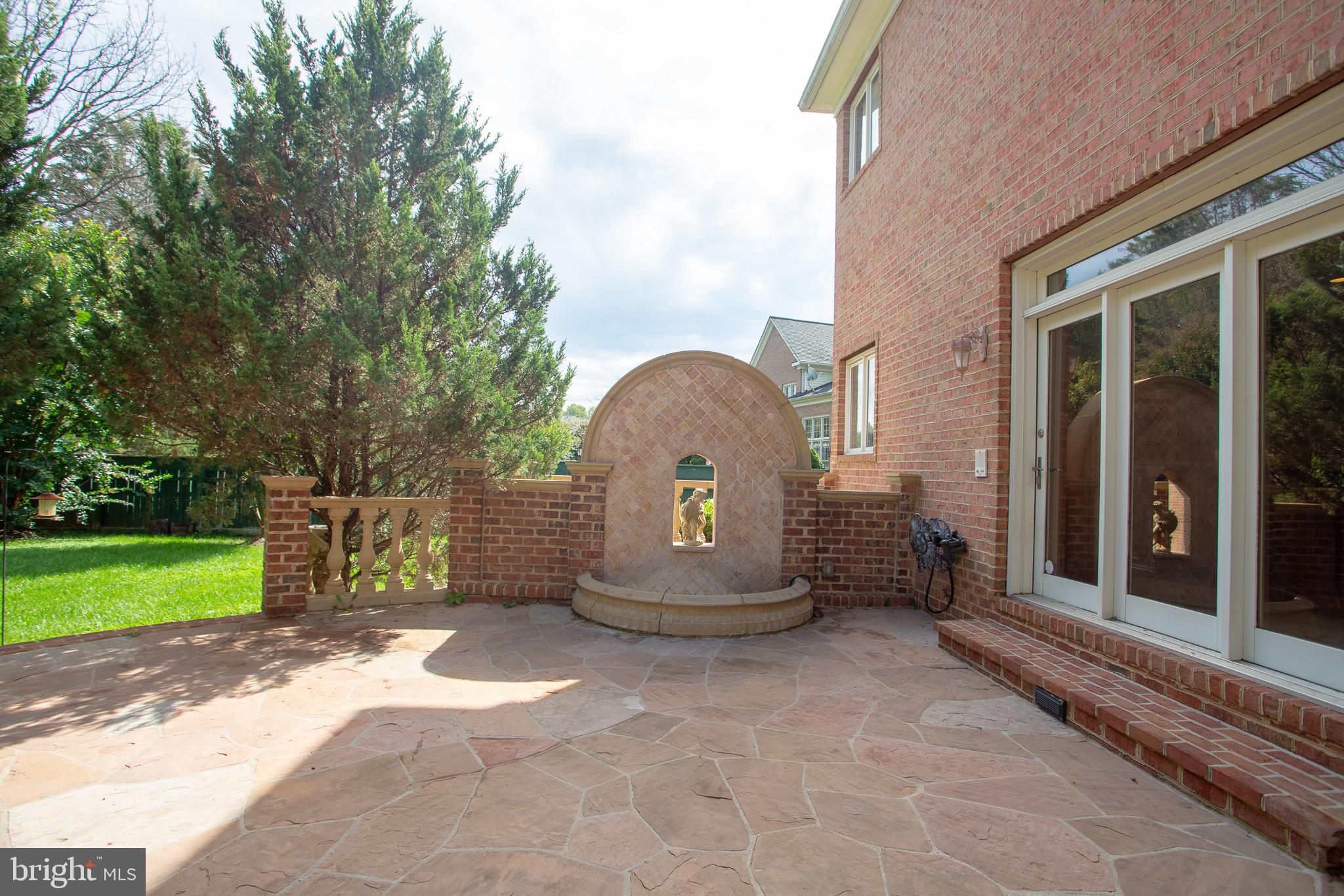 ASHGROVE WOODS - Residential