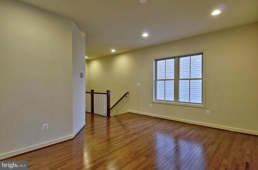 CABIN BRANCH - Residential