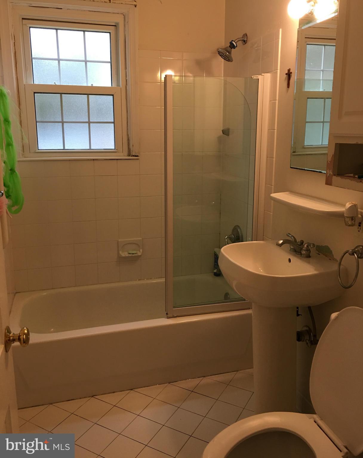 ANNALEE HEIGHTS - Residential