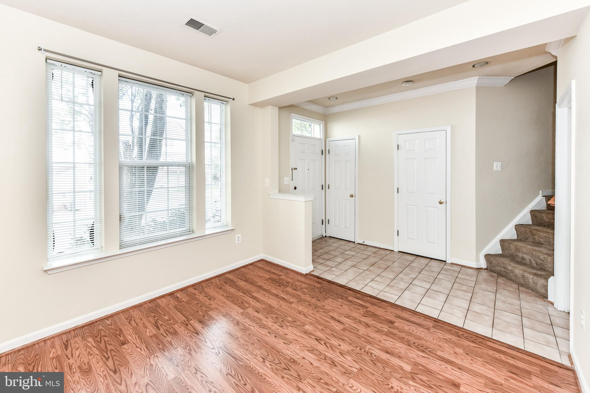 POTOMAC LAKES - Residential Lease