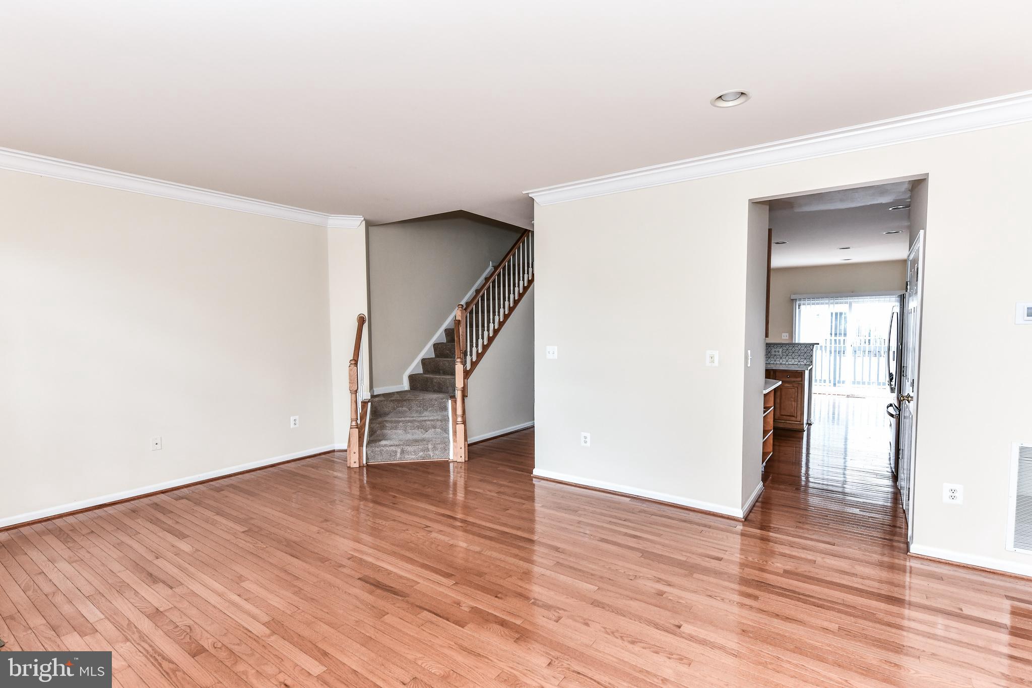 POTOMAC LAKES - Residential Lease