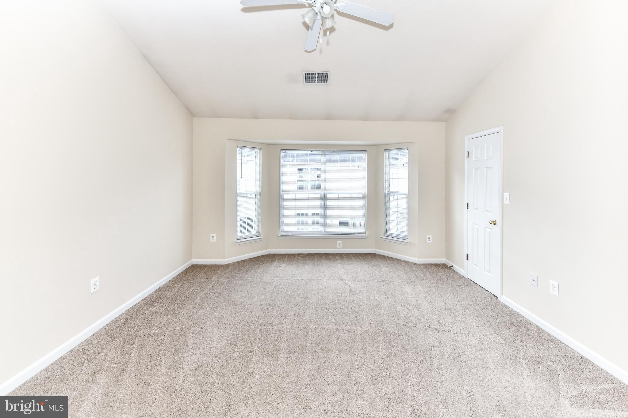 POTOMAC LAKES - Residential Lease