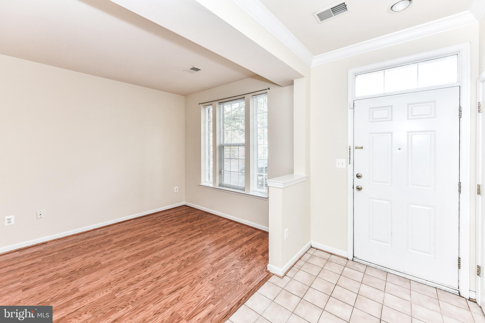 POTOMAC LAKES - Residential Lease