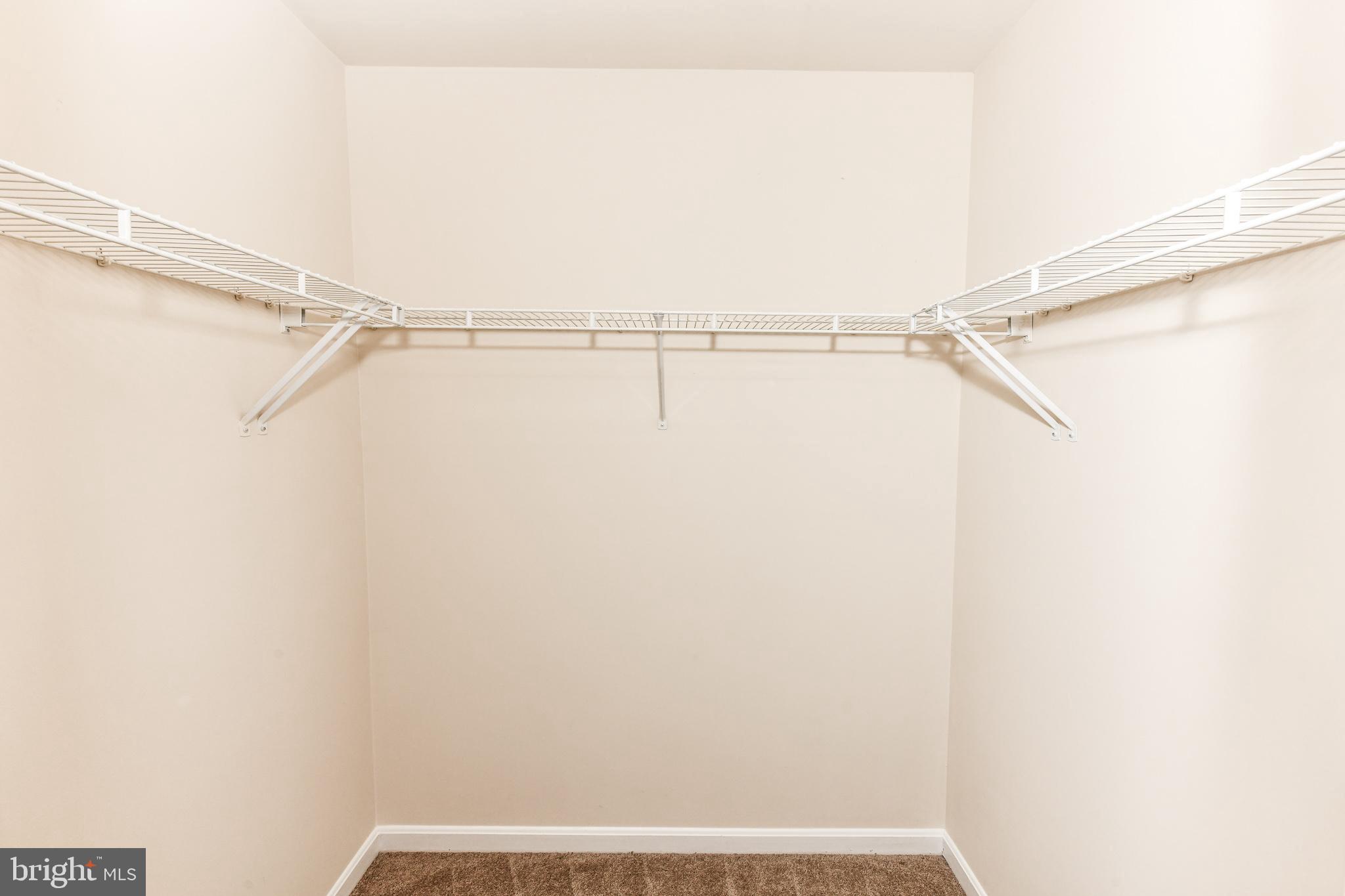 POTOMAC LAKES - Residential Lease