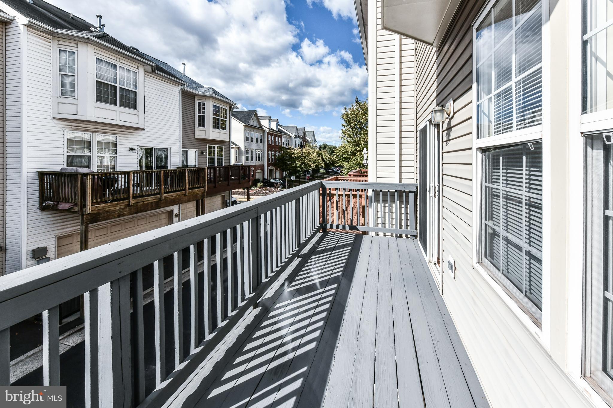 POTOMAC LAKES - Residential Lease