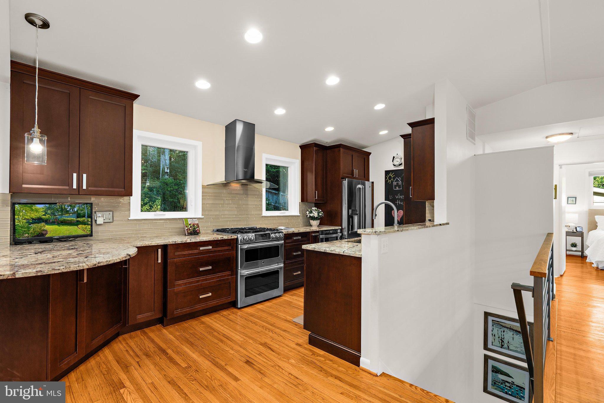 3916 WEXFORD DRIVE