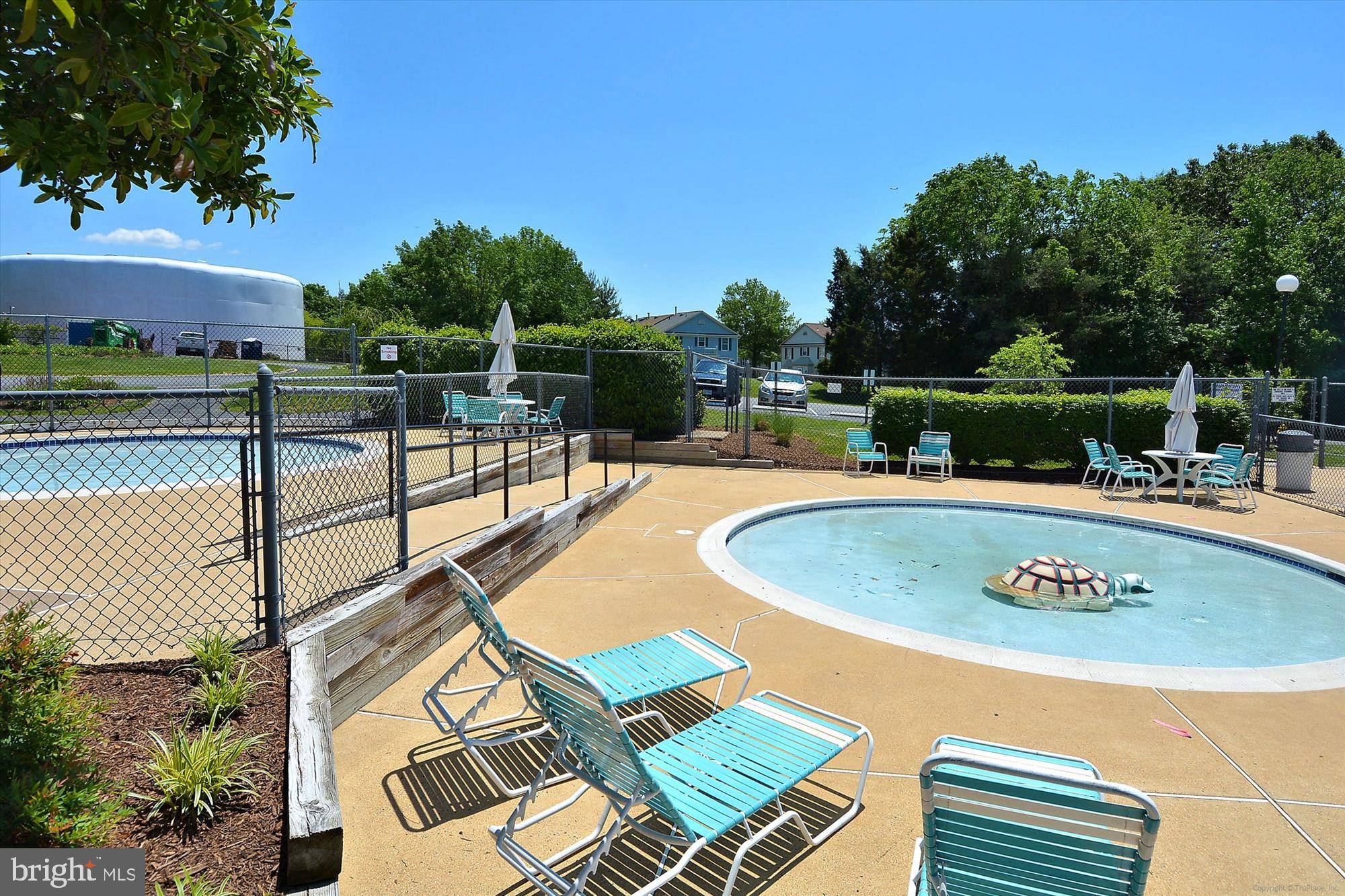 STRATFORD CONDOS - Residential