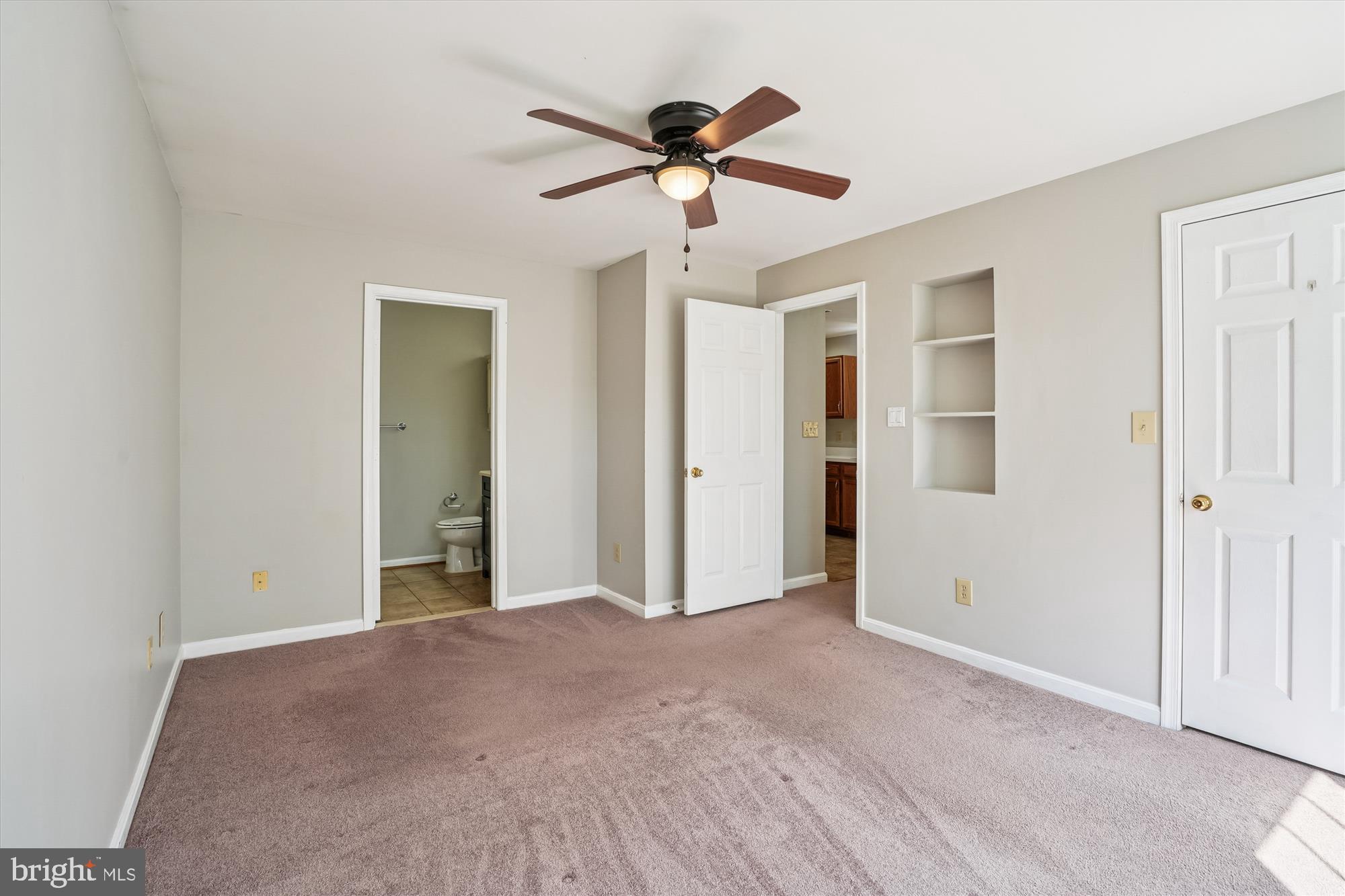 STRATFORD CONDOS - Residential