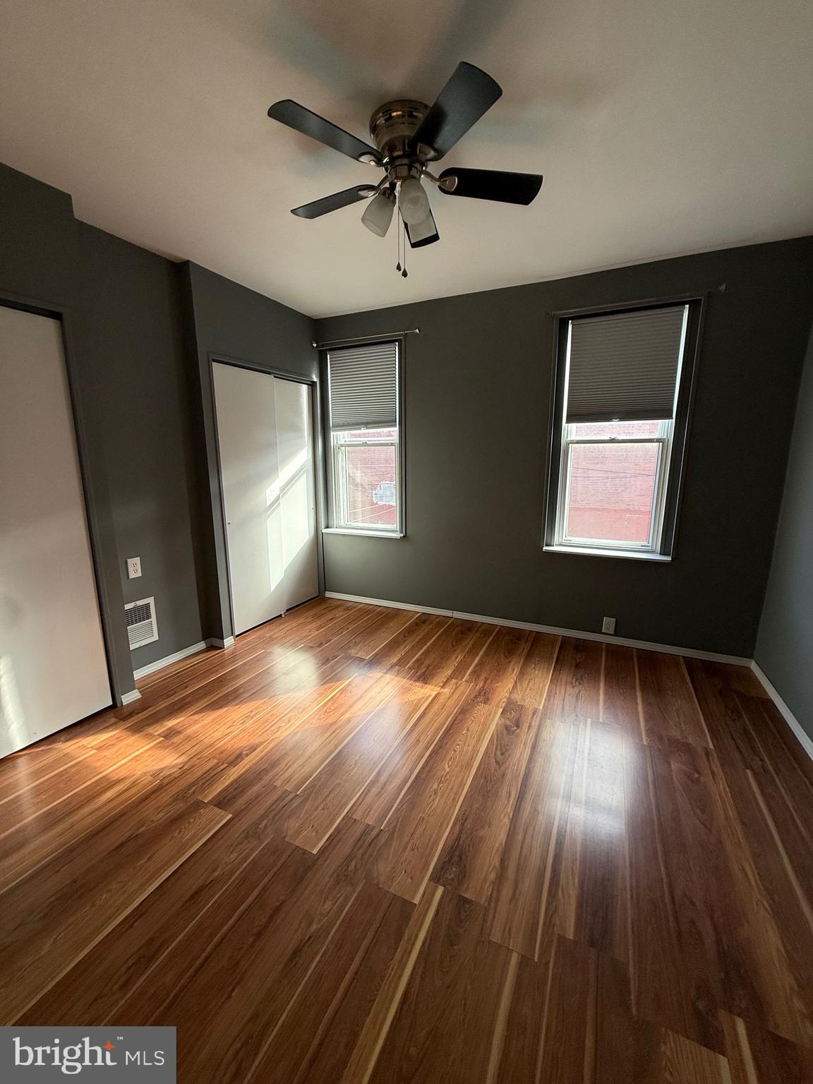 PORT RICHMOND - Residential