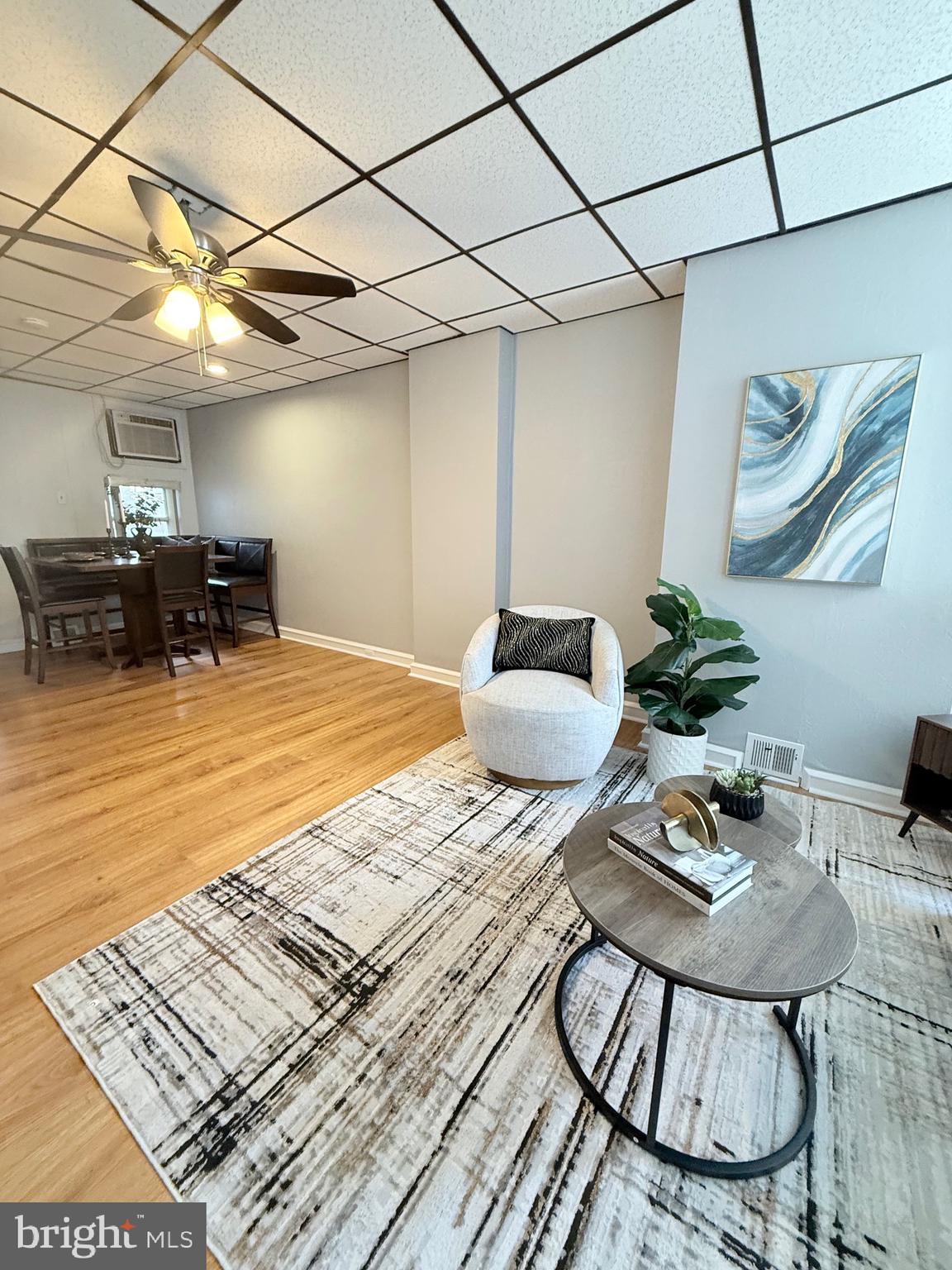 PORT RICHMOND - Residential