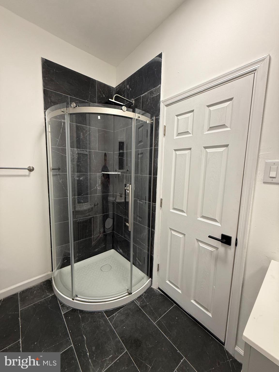 3144 CLIFFORD STREET 2