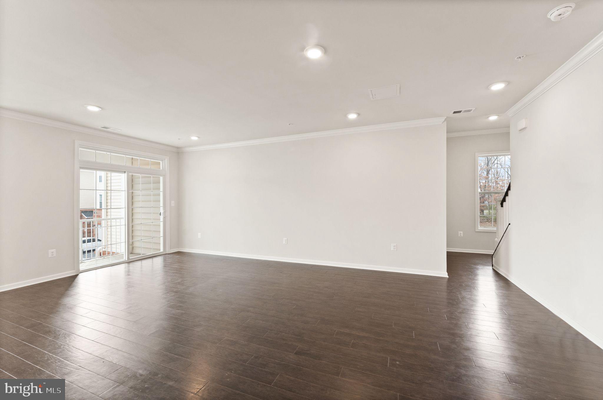 RIDGES AT LOUDOUN VALLEY - Residential