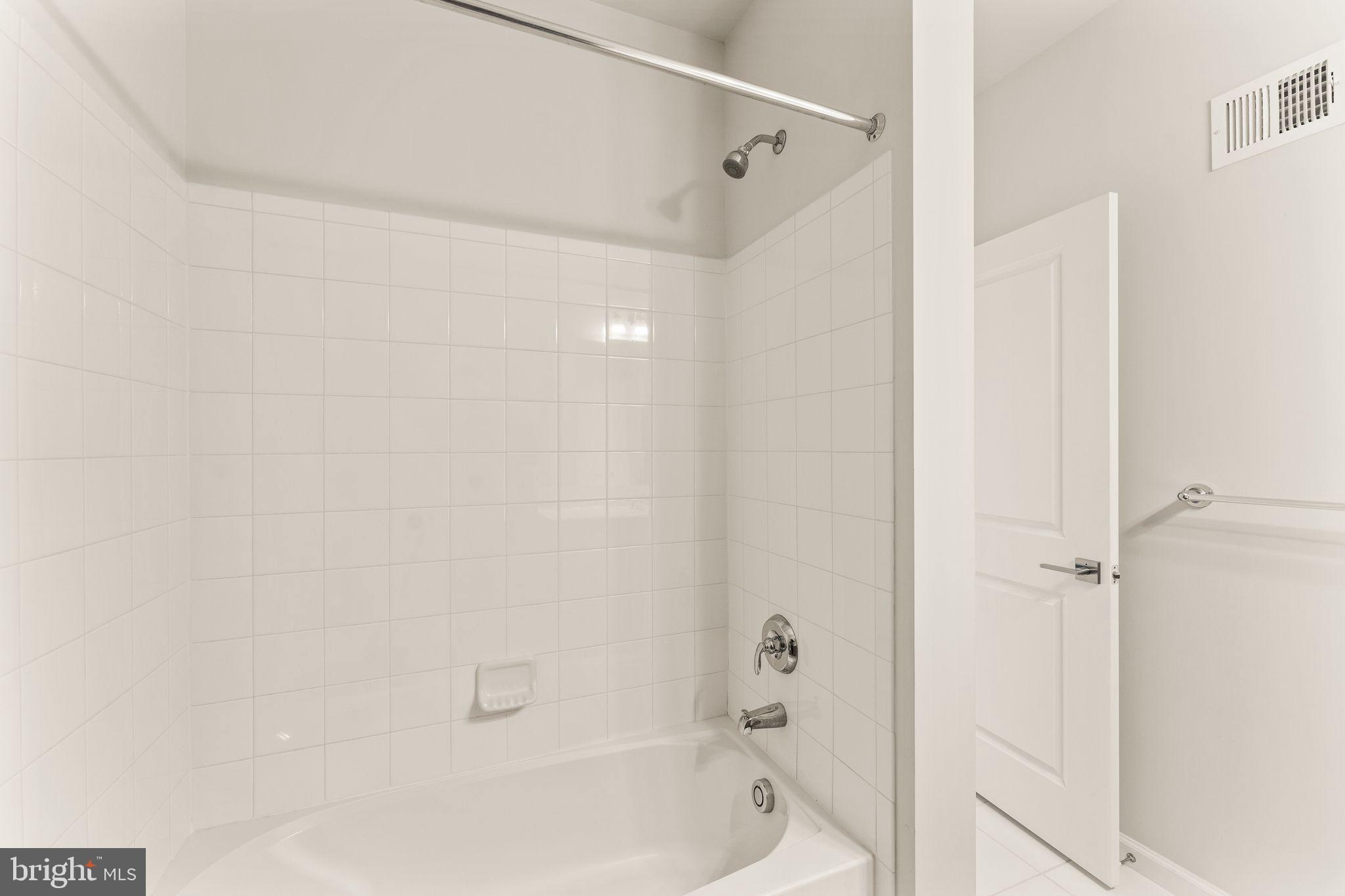 RIDGES AT LOUDOUN VALLEY - Residential