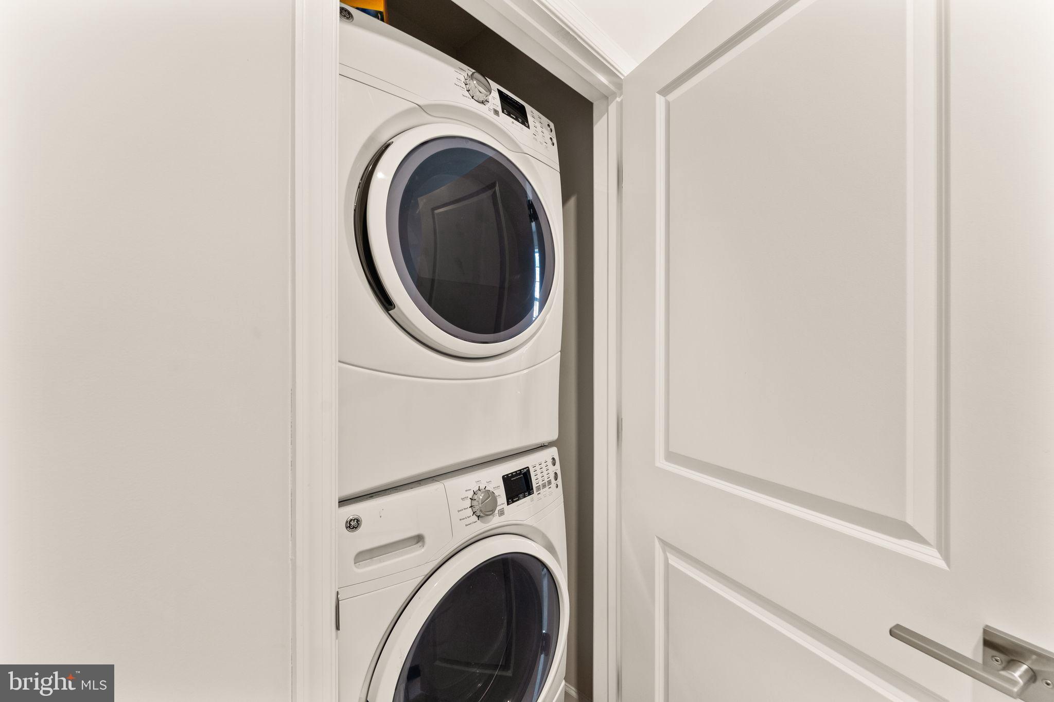 RIDGES AT LOUDOUN VALLEY - Residential