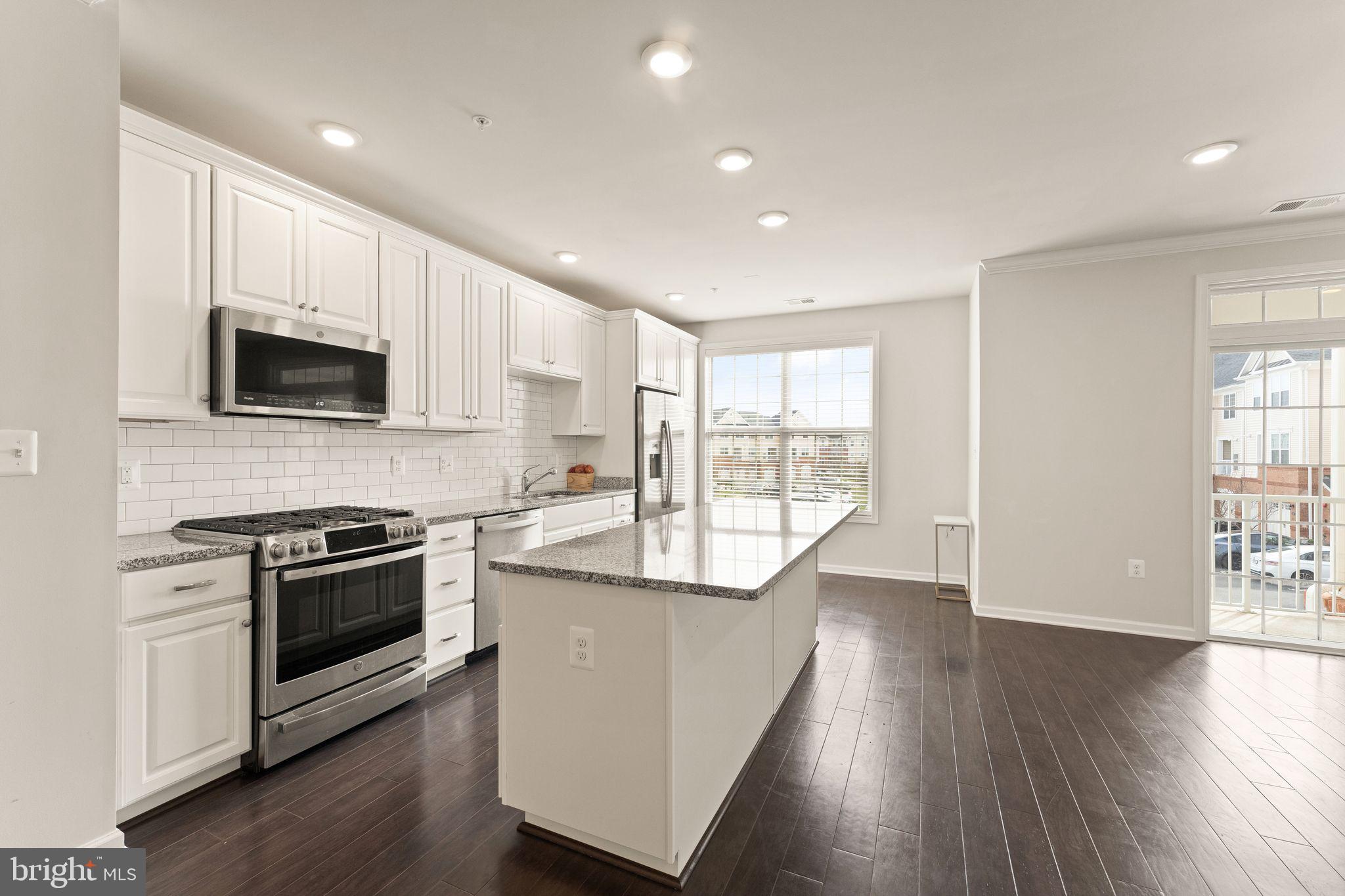 RIDGES AT LOUDOUN VALLEY - Residential