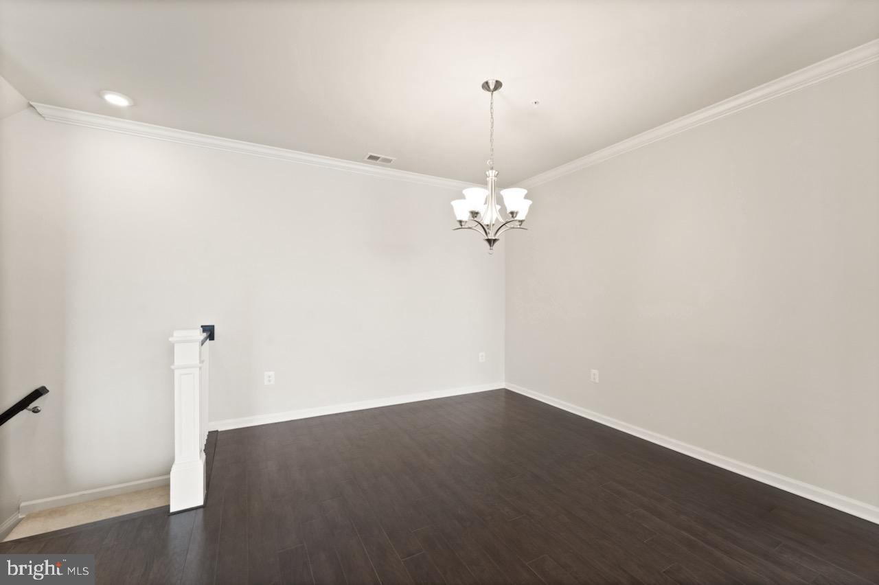 RIDGES AT LOUDOUN VALLEY - Residential