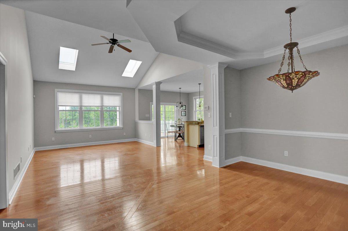 ROSEMONT - Residential