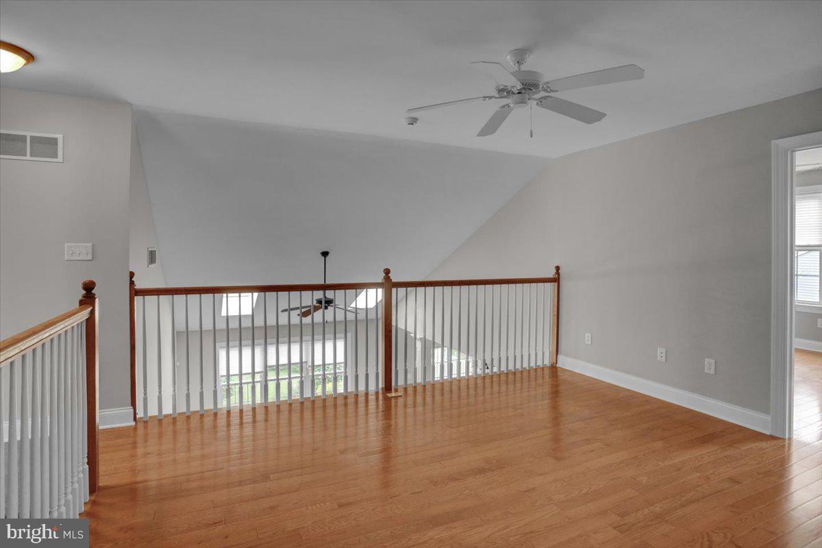 ROSEMONT - Residential