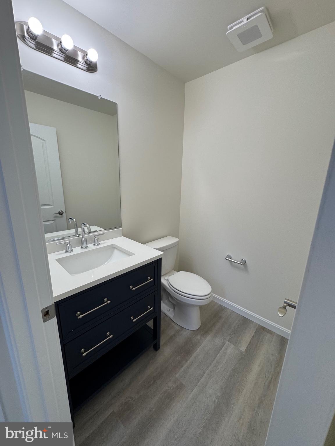 ANDREWS LAKE ESTS - Residential