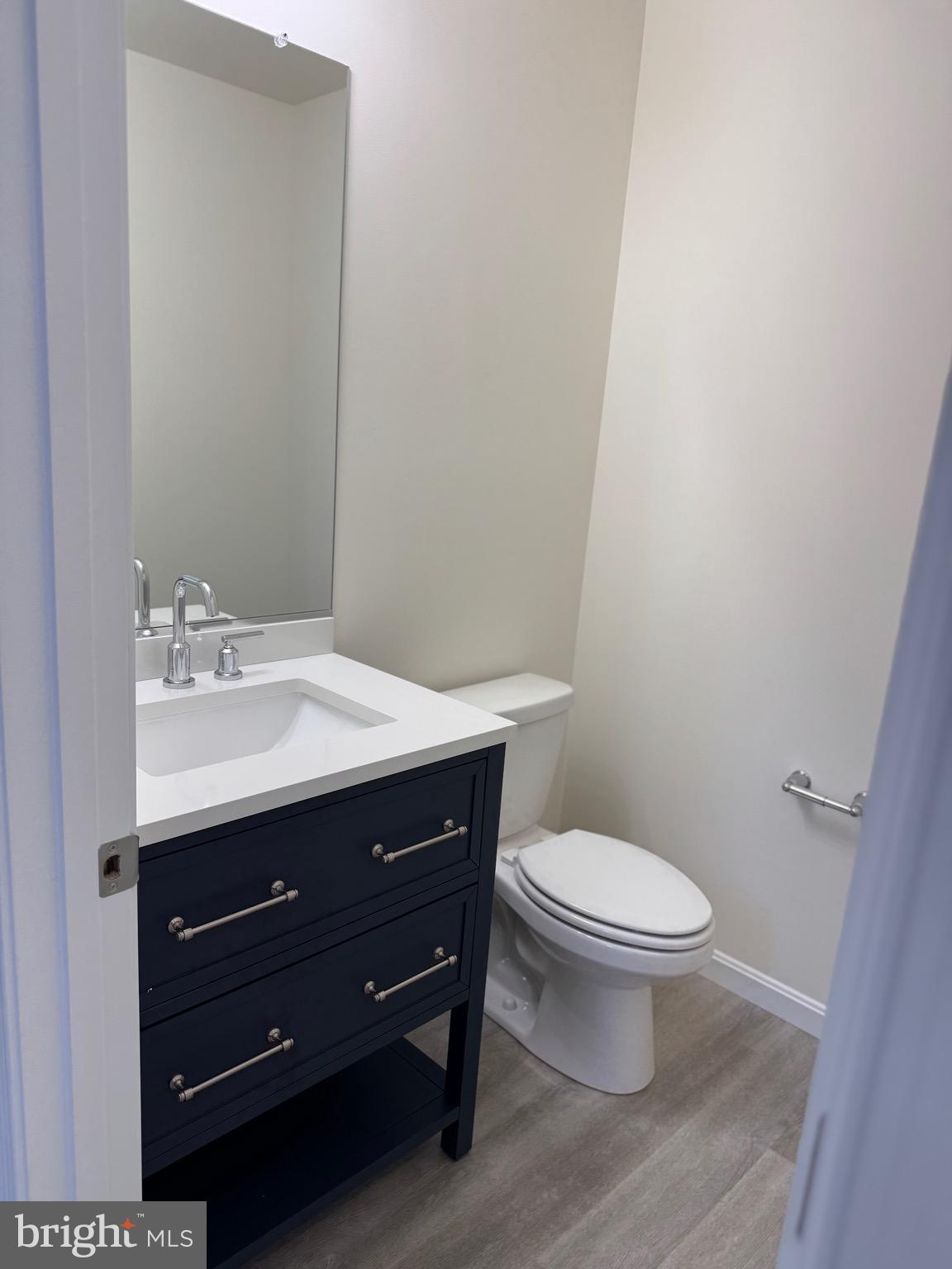 ANDREWS LAKE ESTS - Residential