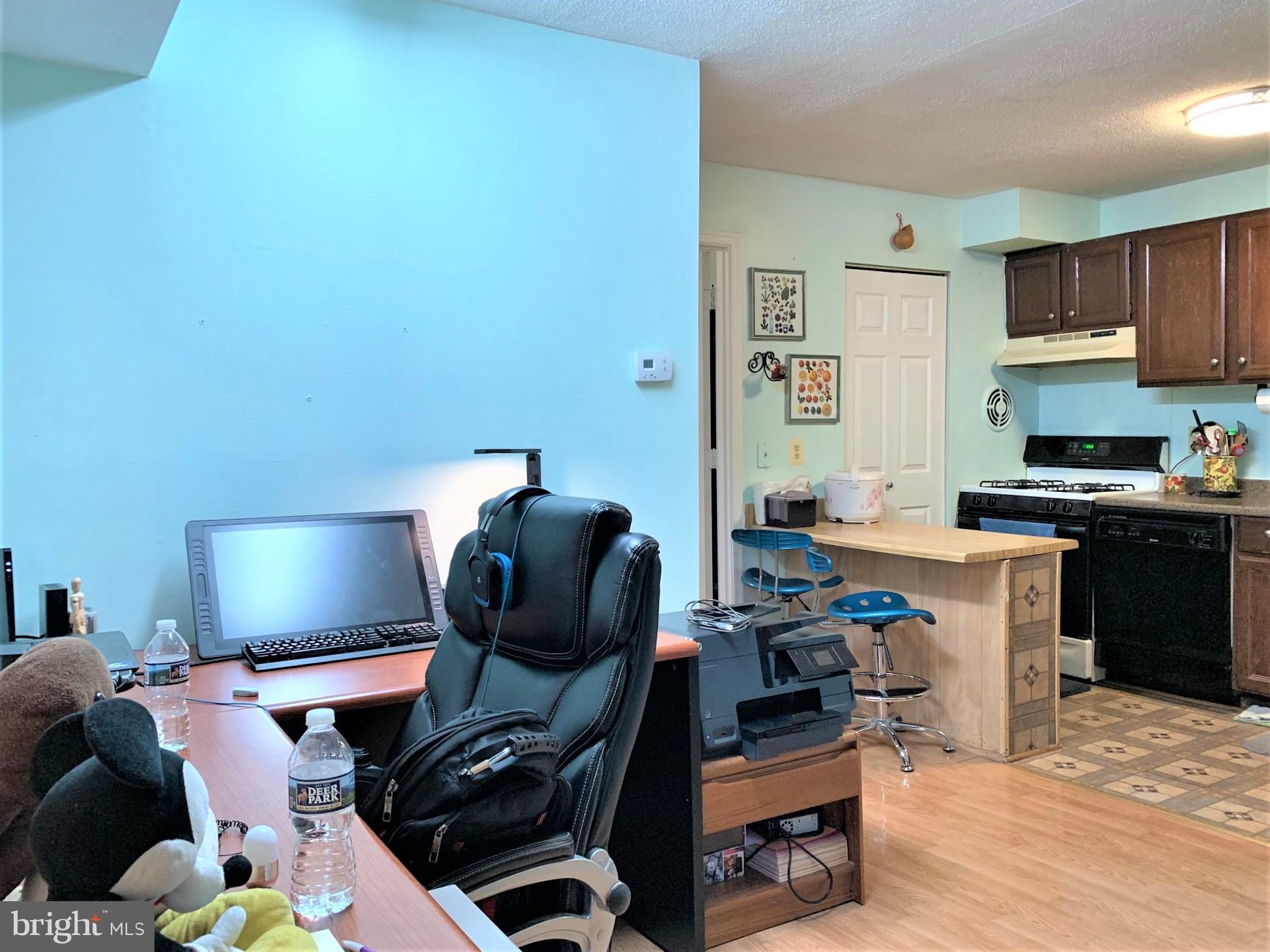 TIMBERLANE VILLAGE GARDEN CONDOMINIUMS - Residential