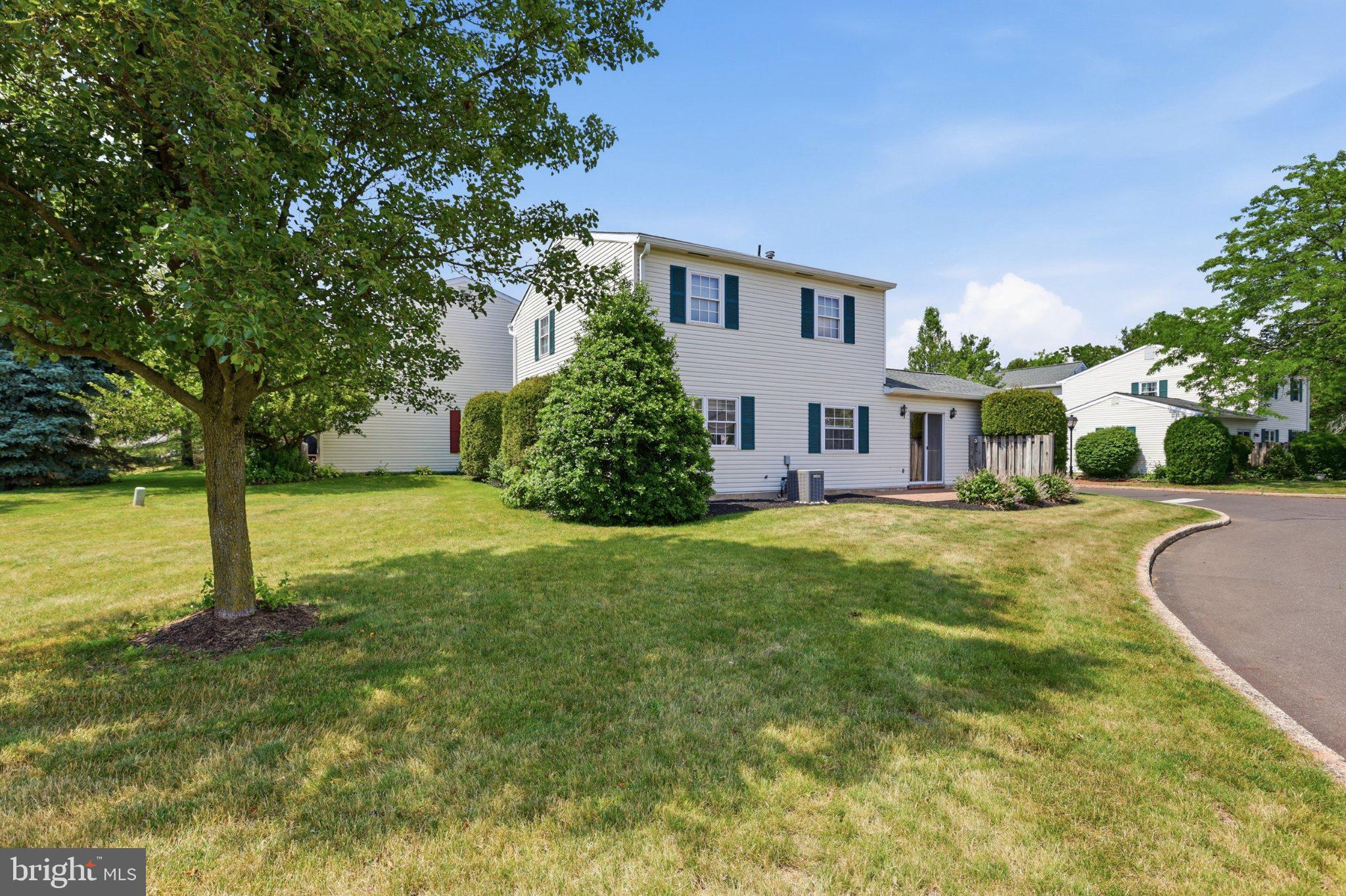 1725 ROSEDALE