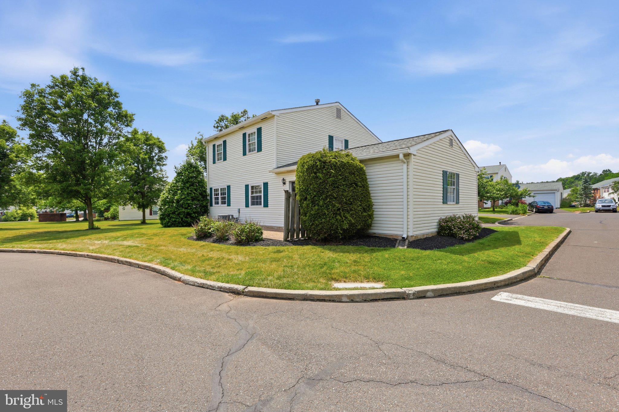 1725 ROSEDALE