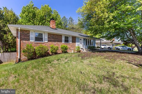 Homes For Sale - 205 Weymouth Street<br/> UPPER MARLBORO, MD 20774