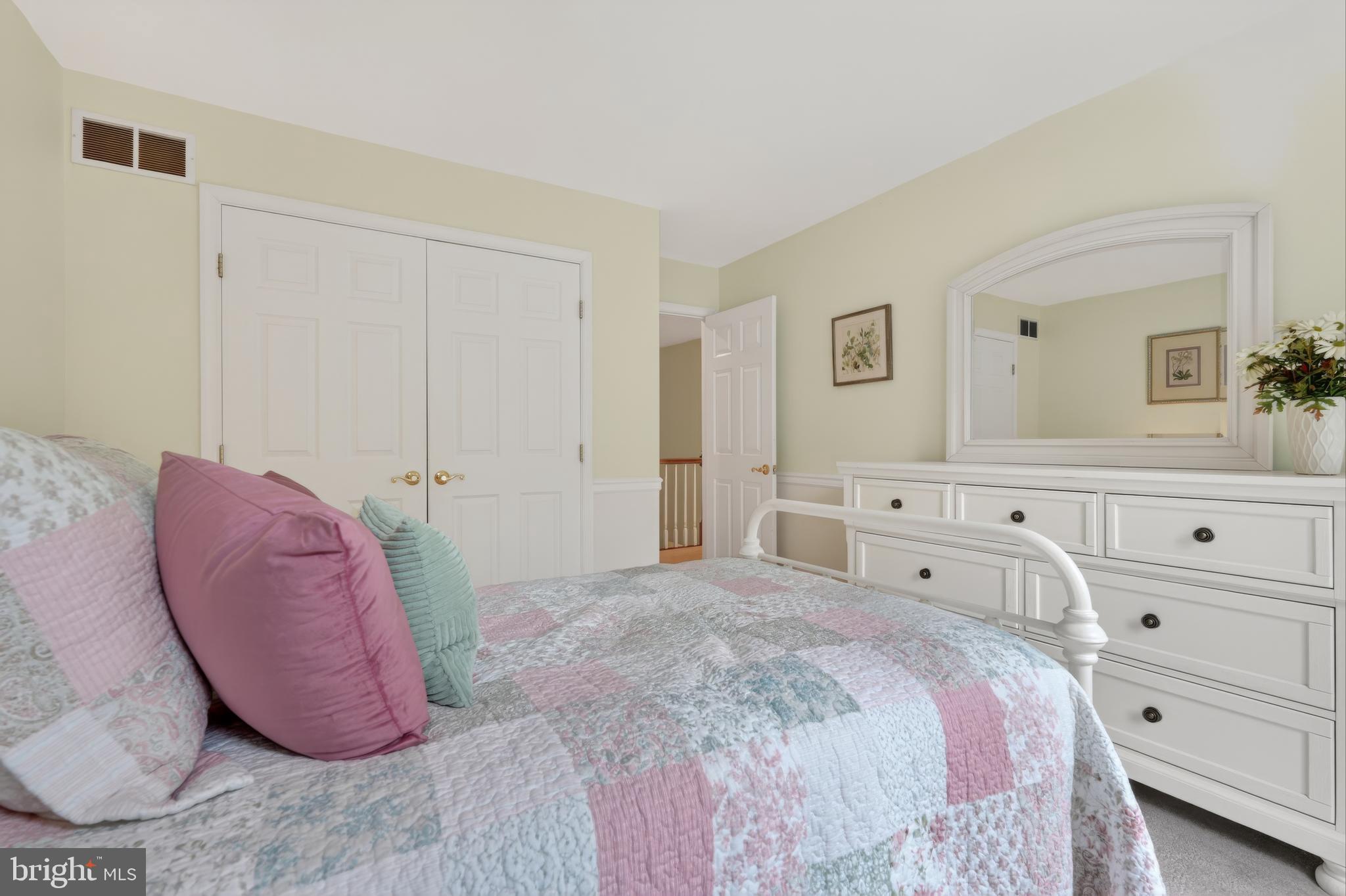 VILLAGES OF ELK NECK WOODHOLME - Residential