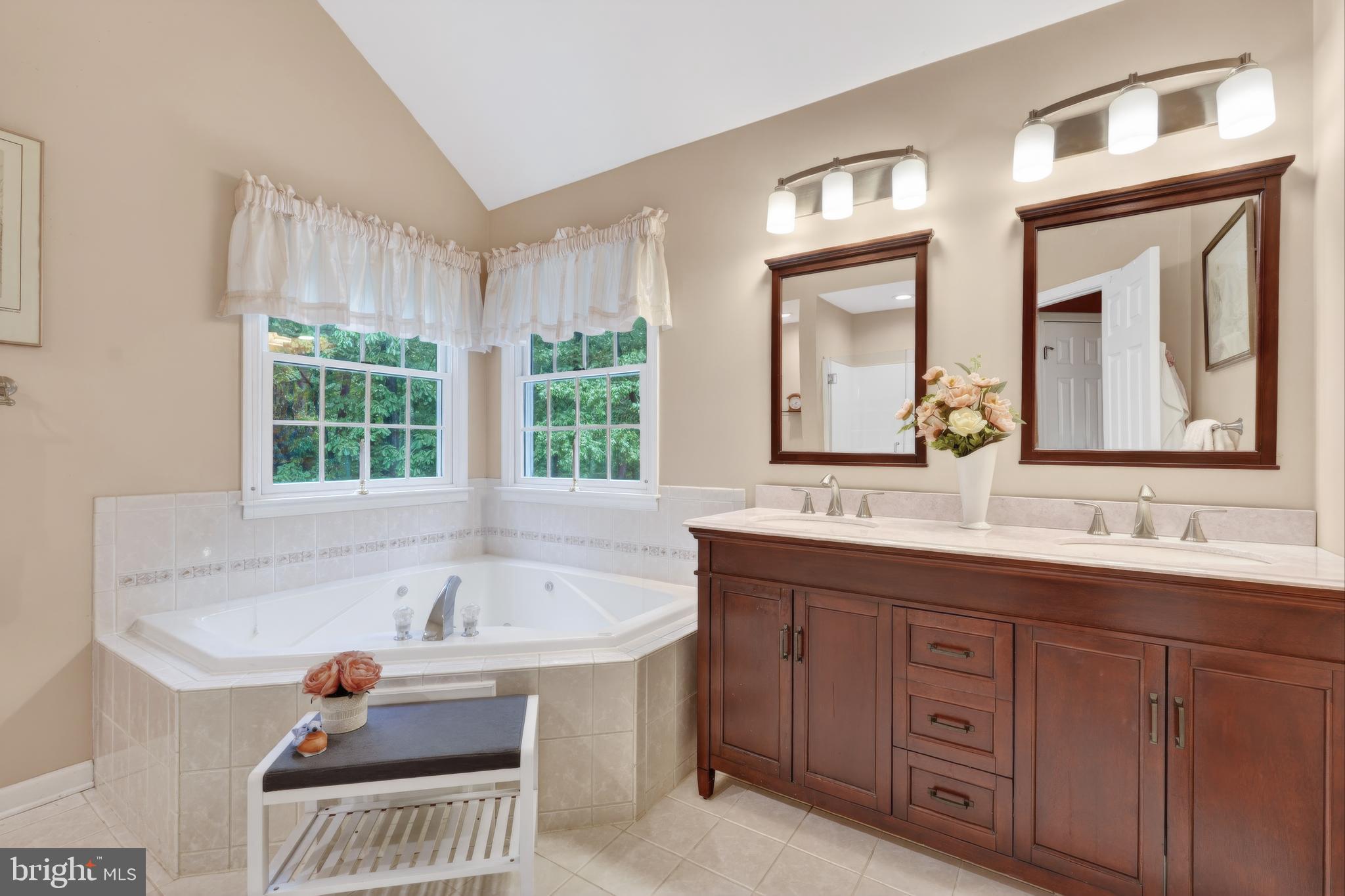 VILLAGES OF ELK NECK WOODHOLME - Residential