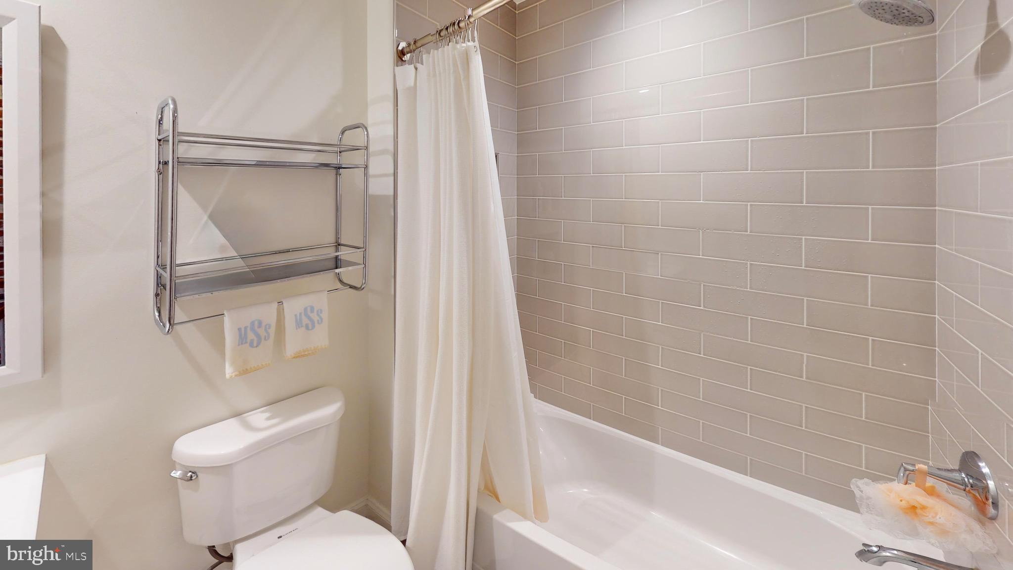 CANTON - Residential Lease