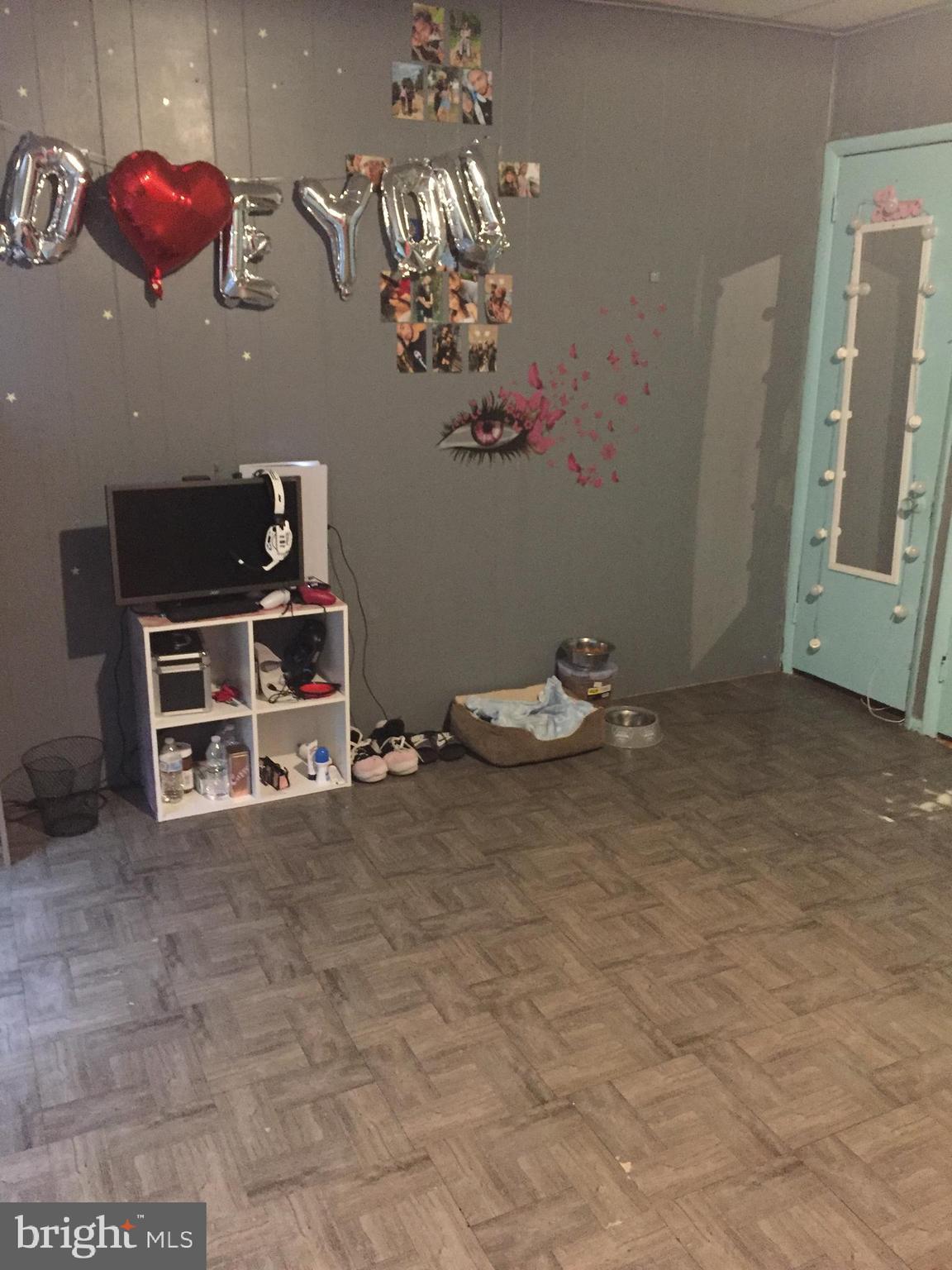 FRANKFORD - Residential