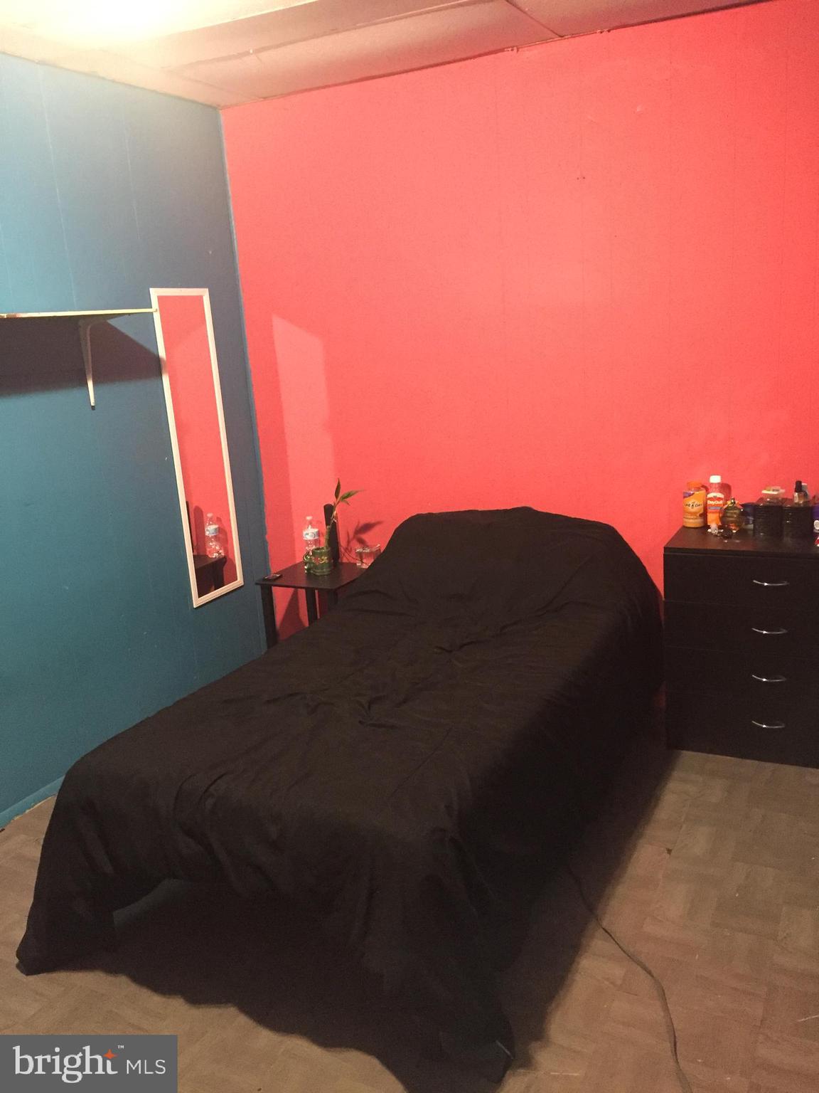 FRANKFORD - Residential