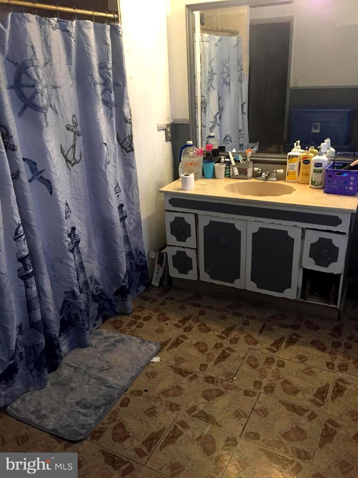 FRANKFORD - Residential