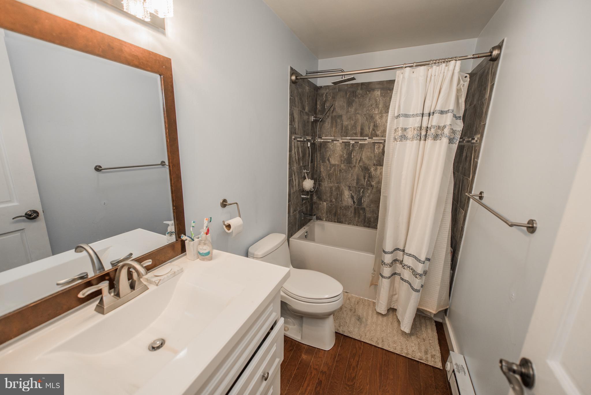 ROUSE MT - Residential