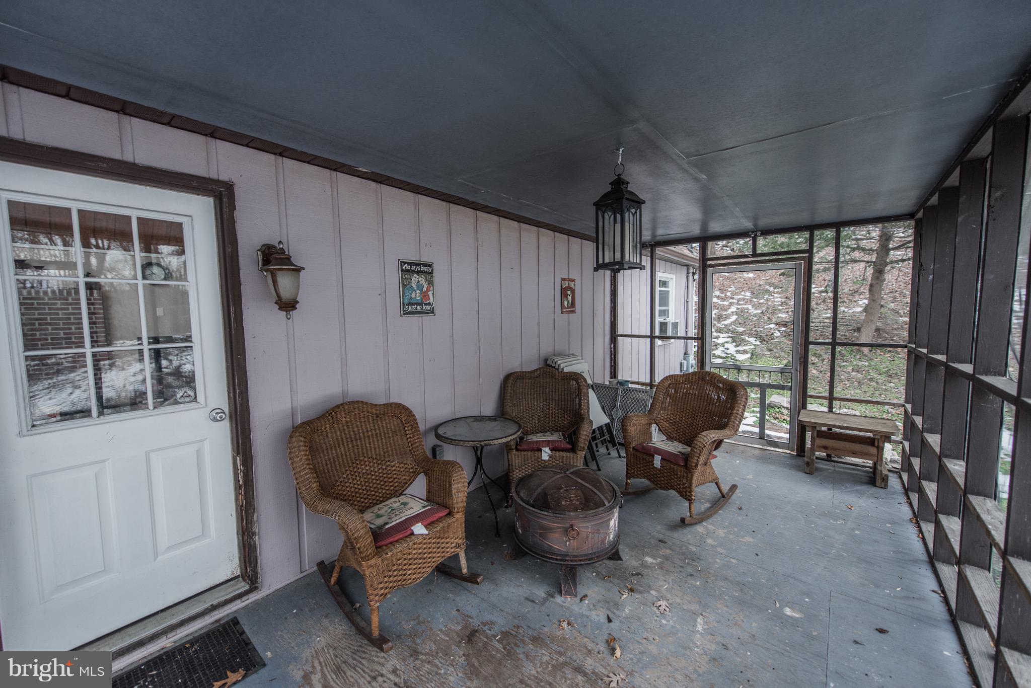 ROUSE MT - Residential