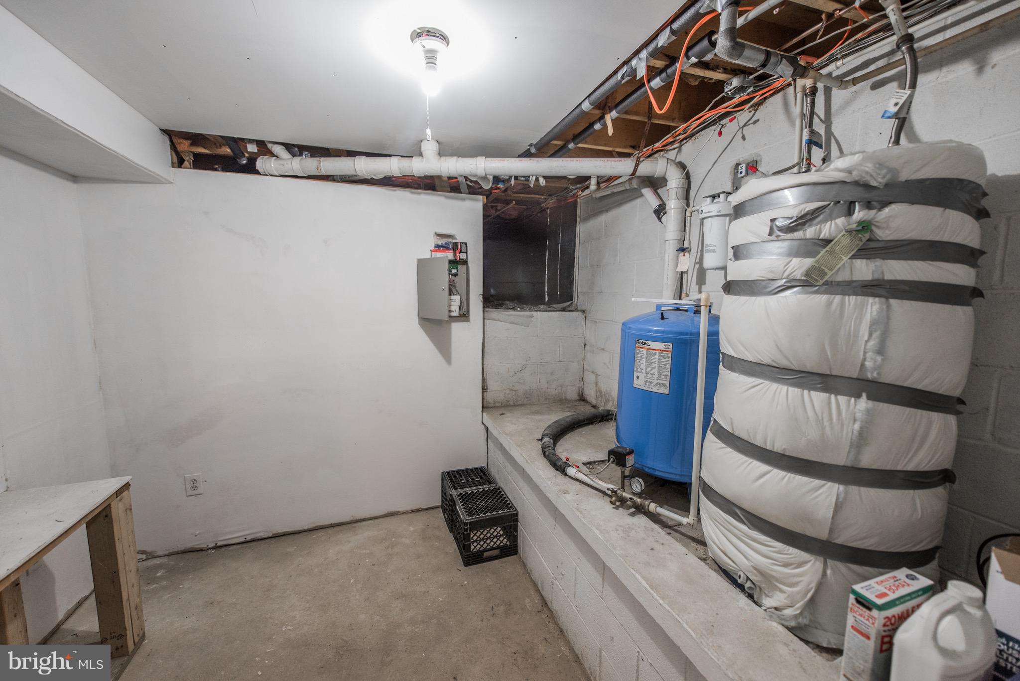 ROUSE MT - Residential