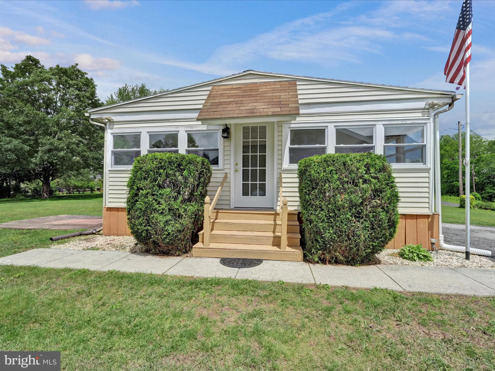 Auburn, Pennsylvania 17922, United States, 2 Bedrooms Bedrooms, ,2 BathroomsBathrooms,Residential,Active,137250