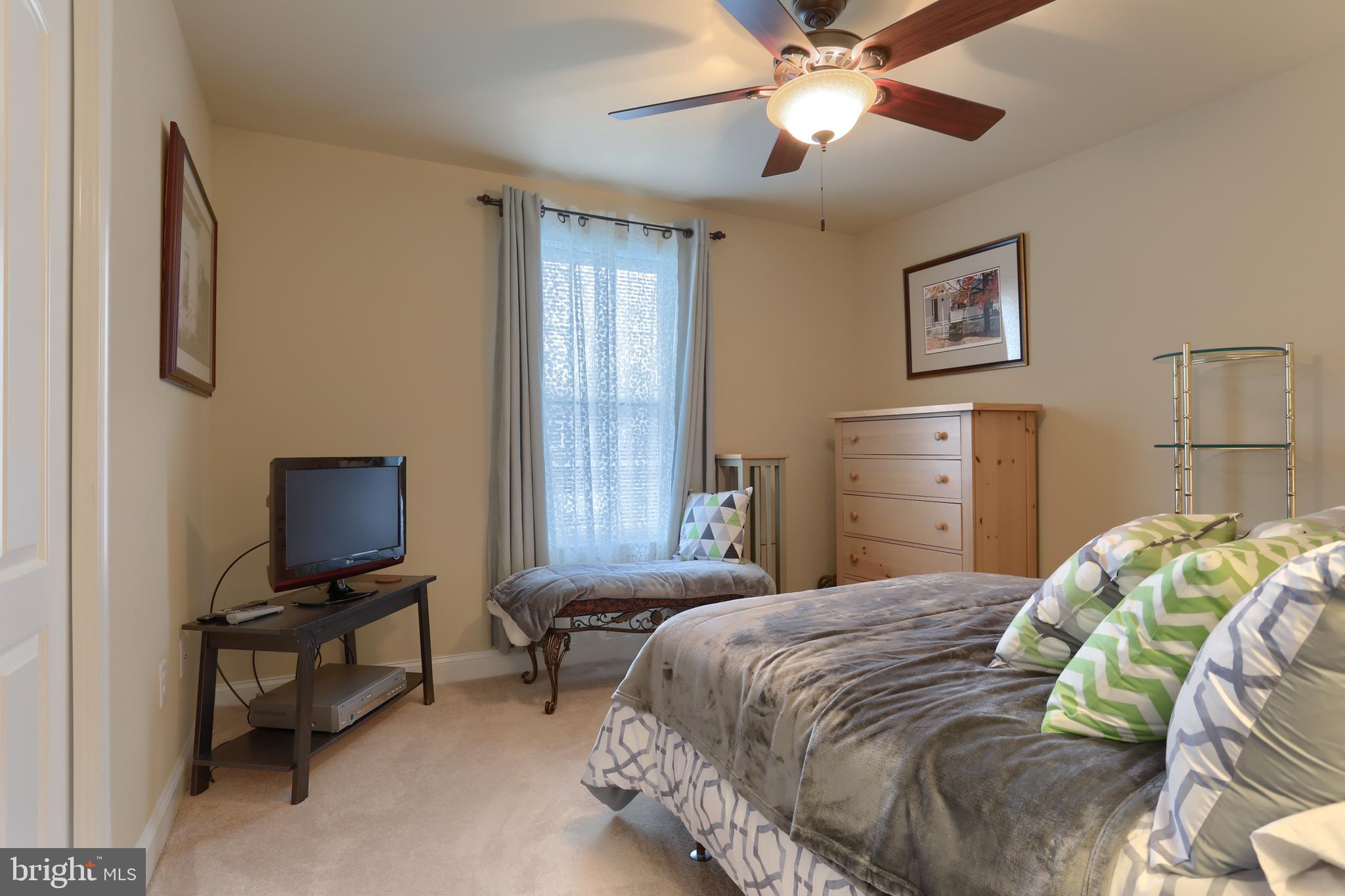 MOUNTAIN CREST ESTATES - Residential