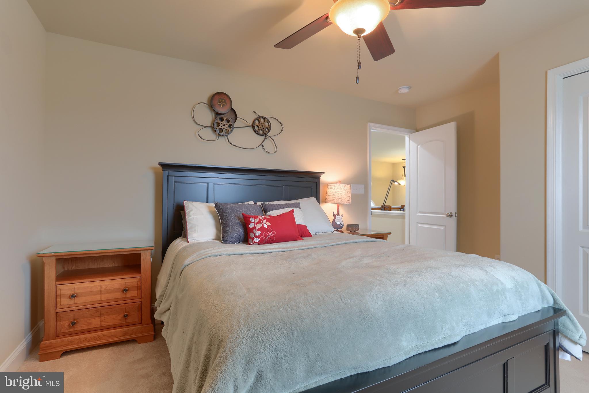 MOUNTAIN CREST ESTATES - Residential
