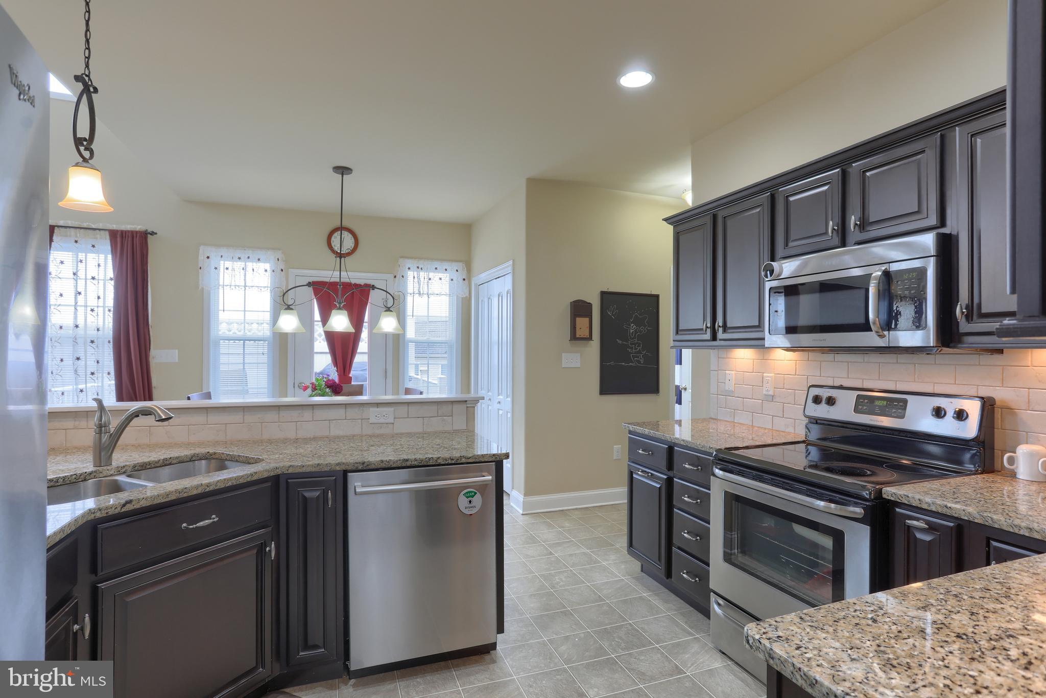 MOUNTAIN CREST ESTATES - Residential