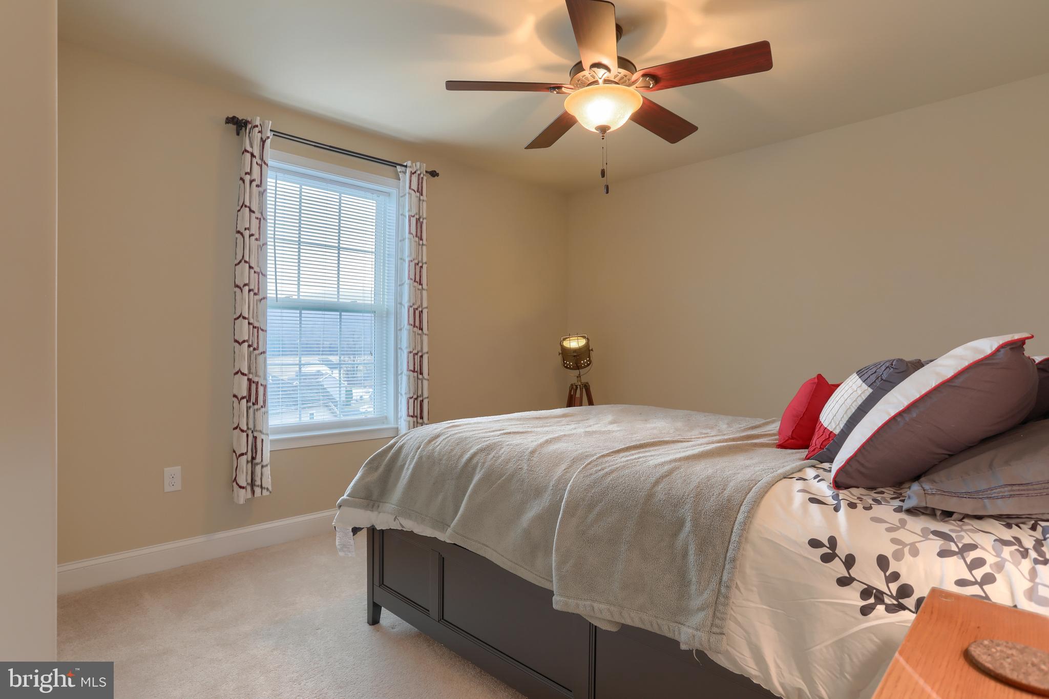 MOUNTAIN CREST ESTATES - Residential