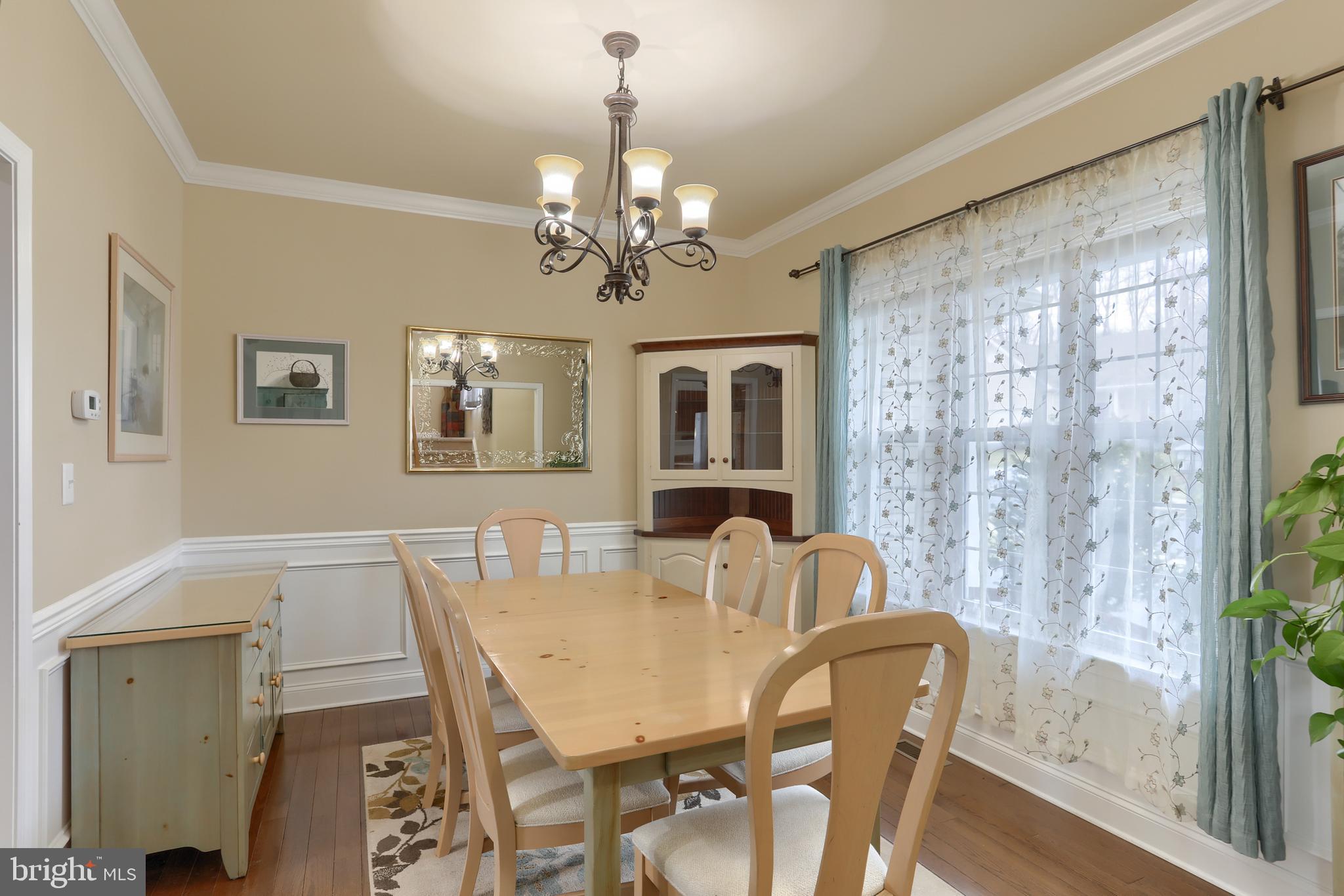 MOUNTAIN CREST ESTATES - Residential