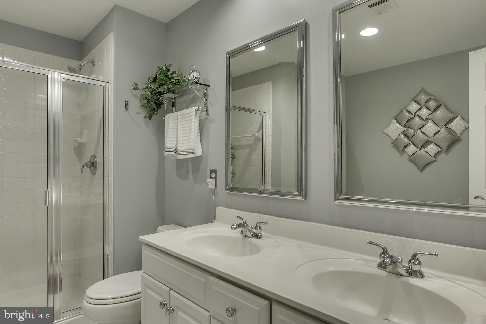 COURTHOUSE HILL - Residential