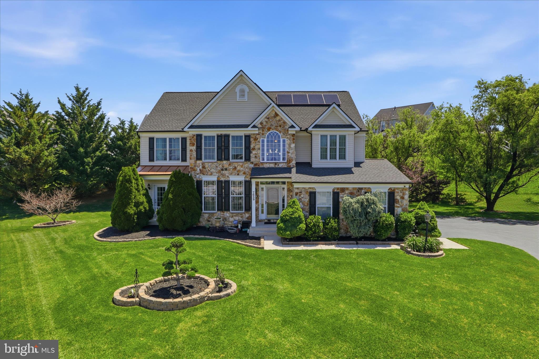 7689 PINEWILD ROAD