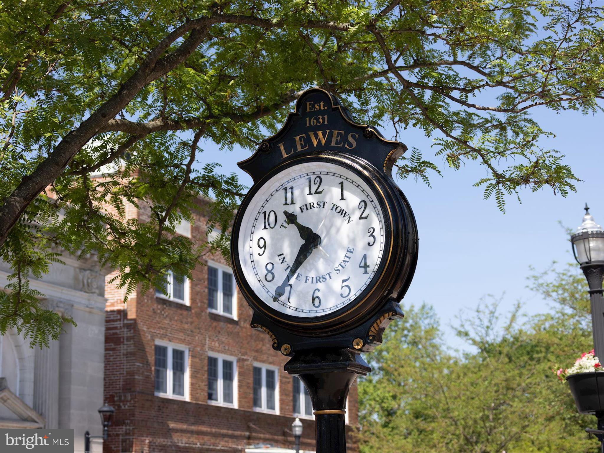 OCEAN MEADOWS - Residential